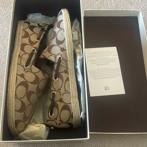 Coach Mellow Signature Sneakers | Cream & Khaki | Size 8